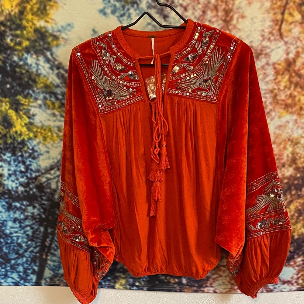 NWOT Free People red/Orange Velvet sleeve Blouse with Embroidery oversized